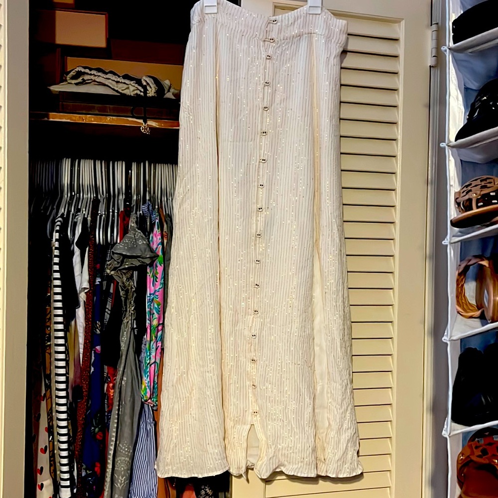 Beautiful house of harlow x revolve maxi skirt. Only worn a handful of times.